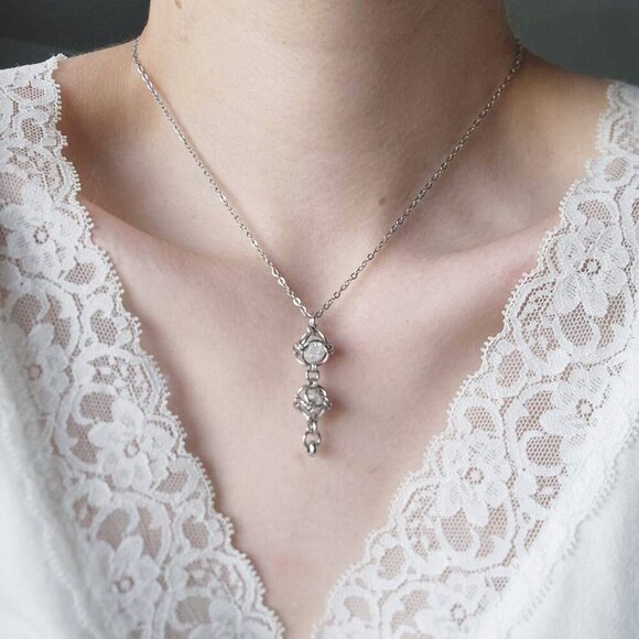 Whimsical fairy caged quartz and silver rosary pendant necklace - Picture 10 of 10